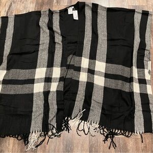 Three Dots Black and Gray Plaid Shawl
